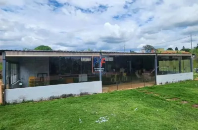 Excelente chácara em cond. fechado em brodowski/sp, 197 m² a.u., 4 dormitórios (1 suíte), sala, piscina, espaço gourmet, pomar (ref 19.417)