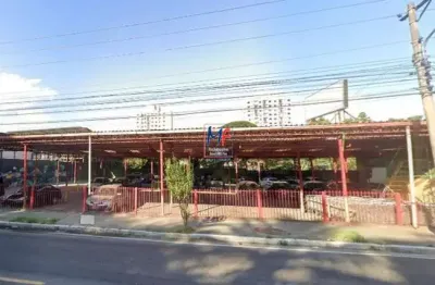 Excelente terreno com 11.474 m² de área total sendo 1.829 m² de área construída, testada de 242,50 metros. zoneamento: zm. ref: 20.127