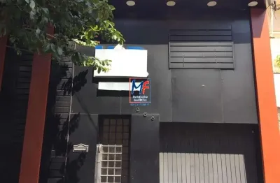 Excelente casa comercial localizado no bairro de perdizes, com 240 m² a.c., 133 m² terreno, testada 7 metros,  7 salas, copa, cozinha, 1 vaga e depósito. ref: 19.880