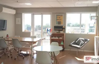 Excelente sala comercial em santo amaro, 45 m² a.u., com 2 terraços, ar condicionado, piso, forro, iluminação, lavabo com armário, 1 vaga (ref 20.103)