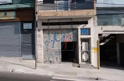 Excelente prédio no bairro sapopemba, 210m² a.u.,  terreno 74 m2, testada 5 m, 3 pavimentos, 2 salões (60m² e 70m²), banheiro, escritório . zoneamento zc . ref 17.619