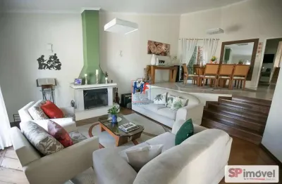 Excelente sobrado no piqueri, com 350m² a.u., 4 dormitórios (2 suítes), sala, lareira, cozinha, lavanderia, jardim, churrasqueira, edícula, 5 vagas (ref 20.083)