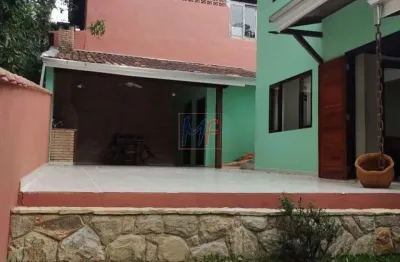 Excelente casa em condominio fechado park imperial, com 4 dorms, (sendo 1 suíte), 3 banheiros, sala de jantar , piscina e vagas.  ref 18.224