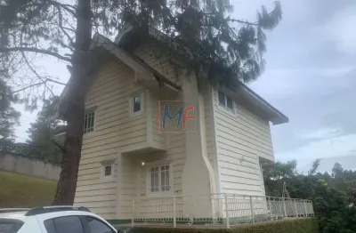 Excelente casa localizado em campos do jordão, no bairro v. natal, 180 m²  a.c., 3 dorms., ( 1 suíte), sala de estar, lareira, 1 vaga  ref: 17.693