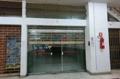 Excelente loja nos campos elíseos, 42m² a.u., com banheiro, porta de vidro e portaria, próxima ao metrô república (ref 17.202)