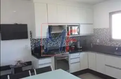 Sobrado em cond. fechado na vila formosa, 197m² a.u., 3 quartos (1 suíte), sala, cozinha, lavanderia, dep. empregada, 2 vagas e lazer . (ref 17.519)