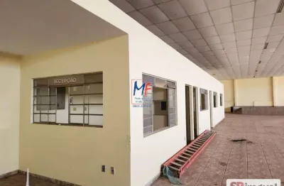 Excelente galpão no centro de limeira/sp, com 600 m² a.c., 1000m² a.t., 3 escritórios, 4 banheiros, nas proximidades da av. campinas. não aceita permutas.  (ref 20.539)