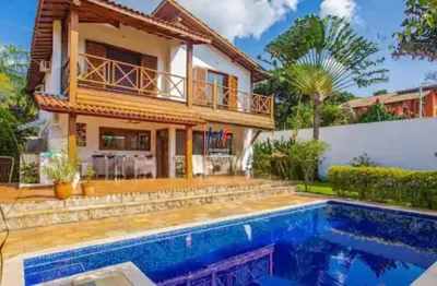 Excelente casa em ilhabela/sp, com 216 m² a.c., 450 m² a.t., 4 suítes, sala, lavanderia,  jardim, piscina, 2 vagas (ref 20.631)