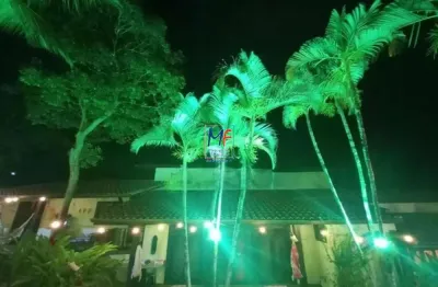 Excelente imóvel em cocaia, ilhabela/sp, 500 m² a.c., 1.300 m² a.t., casa principal (4 suítes), 3 chalés, área gourmet, piscina (ref 20.604)