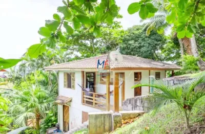 Excelente imóvel praia do viana, ilhabela,  328 m² a.c., 2.665 m² a.t., casa principal, 2 anexos e uma casa menor. (ref 20.624)