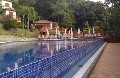 Excelente casa em cond. fechado na praia do curral,  60m² a.c., 1 suíte, cozinha , sala, varanda, vista para o mar (ref 20.666)
