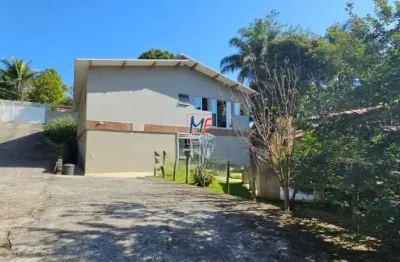 Excelente casa bairro do bexiga em ilhabela, 735 m² a.t., 317m² a.c., 12 suítes, churrasqueira e estacionamento (ref 20.662)