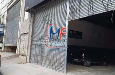 Excelente Galpão com Rua larga no Bairro Rochdale , com  430 m² área construída, 2 salas, cozinha e um banheiro. Zoneamento ZUPI.  REF 6612