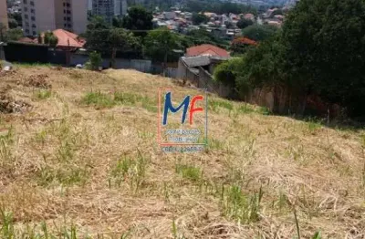 Excelente terreno no Jaguaré, com 570 m² a.t., 12m de frente, 11m de fundos, 51m de comprimento, Zoneamento ZPR. Estuda permutas.  (REF 20.903)