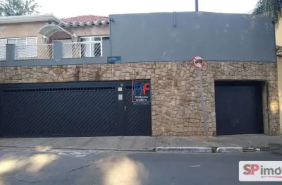 Excelente sobrado na cidade mãe do céu, com 400m² a.u., 3 dormitórios (3 suítes), sala, cozinha planejada, piscina, 4 vagas . aceita permutas. (ref 19.489)