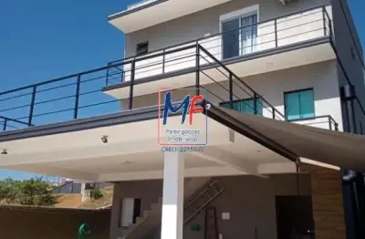 Excelente sobrado em cond. fechado em bragança paulista/sp,  360m² a.u., 4 dormitórios (1 suíte), sala, cozinha, varanda, churrasqueira, piscina, 3 vagas, lazer (ref 20.930)