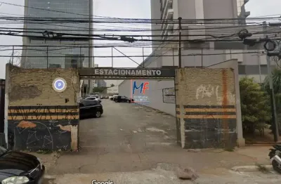 Excelente terreno na barra funda - sp,  com 2.897 m²  , 906 m2 a.c., duas testadas, uma de 37m e outra 10 m, plano, zoneamento zm. estuda permutas.  (ref 19.552)