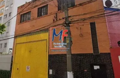 Excelente galpão localizado no cambuci,  com 489 m² terreno , 644 m2 a.c., testada de 10 m, zeis ,  5 banheiros e 10 vagas de garagem. agende a sua visita!!!!  ref 21.175