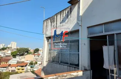 Casa localizada no cambuci, com 211 m² de área útil, com 7 dormitórios, 2 banheiros, subsolo e dois terraços abertos  e garagem. necessita de reforma.zm.  ref 21.325