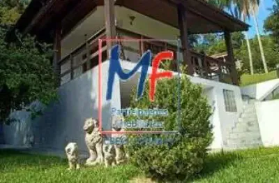 Excelente sobrado em cond. fechado em mairiporã/sp, 200 m² a.u., 3 dormitórios (1 suíte), sala, lareira, cozinha, varanda, área gourmet, churrasqueira, 2 vagas (ref 22.028)