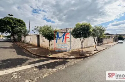 Terreno de esquina à venda em Ribeirão Preto/SP, com duas entradas, 33m de frente, 33m de fundos, 1.056m² a.t., plano e murado (REF 22.651)