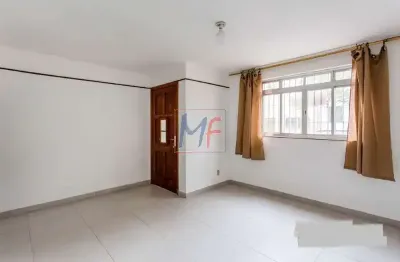 Ref: 4257 sobrado na barra funda com 90 m² sala, cozinha, quintal, 2 quartos (1 suíte), corredor e escada com acesso ao piso superior.