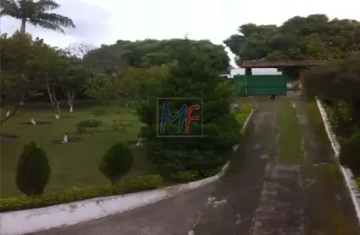 Ref: 5389 excelente sítio em cotia com dois terrenos total 2.800 m² com casa principal e caseiro, garagem para 4 carros, piscina.