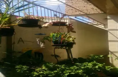 Ref: 7521 -lindo sobrado na chacara belenzinho com 150 m² útil, sendo 2 dorms, sacada com churrasqueira, sala de tv, banheiros, 1 vaga.