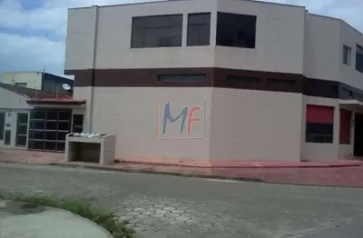 Excelente prédio comercial com 800 m² de a.c., 4 lojas, 3 aptos piso superior itanhaem. ref: 7.962