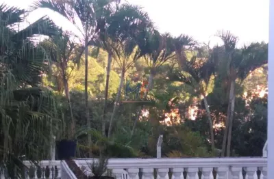 Linda chácara em cond. no bairro chácara vale do rio cotia, com 3 dorm (1 suíte), 7 vagas, piscina. estuda propostas e permutas. ref 9876