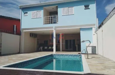 Ref: 10.450 - lindo casa em balneário dos golfinhos com 260 m² sendo 4 suítes com ar condicionado, piscina, terreno 10 x 25 metros.