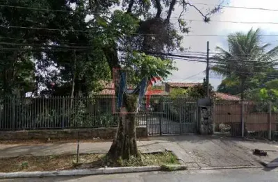 Linda casa térrea na lapa, com 4 quartos( 3 suítes), 4 banheiros, 5 vagas, 560 m² terreno ,358 m² a.c.. zon zer 1 estuda permutas. ref: 10.677