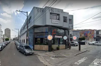 Ref: 10.945 excelente prédio comercial  688 m a.c. com salão medindo 330 m² no térreo  e sete salas comerciais, com área entre 20 e 40 m².