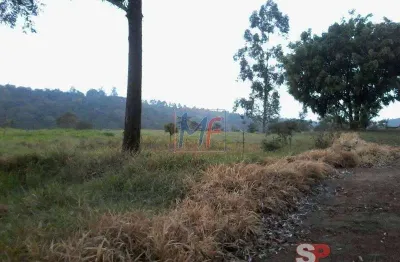 Ótimo terreno com 36.660 m²,topografia em declive suave. bairro: sitio dos cristais. documentação ok, aceita financiamento . estuda propostas.(ref: 10.992)