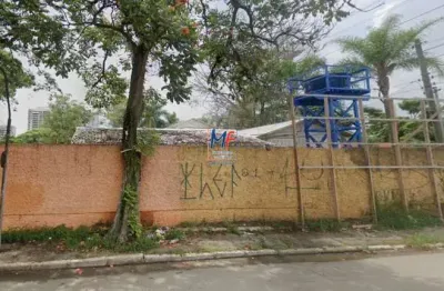 Excelente terreno  em moema  com 1.679 m² ,testada 51,75  m , estuda permuta pronta 20 % a 30 % , zoneamento zeup. ref 11.373