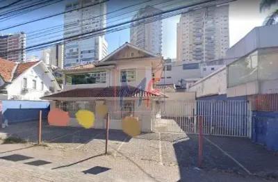 Ref 11671  excelente  casa com 756 a.t, 696 a.c, antiga escola possui espaço para 23 vagas , zoneamento: zm localizado no  pacaembu.