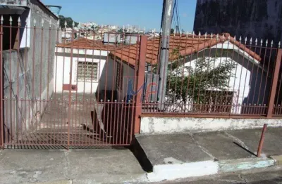 Ref. 14.352 - excelente casa térrea localizada no bairro vila picinin, com 200m² a.t., 160m² a.c., 3 dorms., 3 vagas de garagem.