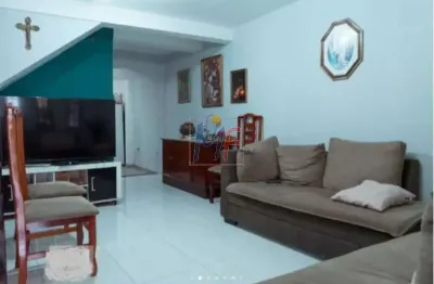 Lindo sobrado no bairro vila santa maria, com 3 dormitórios, sala, cozinha, área de serviço, quintal, 2 vagas, 80 m² de área útil. ref: 15.172
