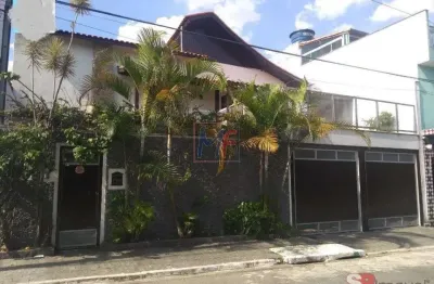 Ref: 15.366 sobrado na vila são francisco, de 260 m², 3 quartos (1 suíte), salas jantar e estar, lavabo, quintal, churrasqueira, edícula, 2 vagas.