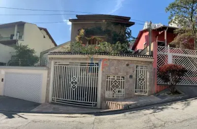 Ref: 15.479 belo sobrado no bairro mandaqui, com 430 m² , 3 suítes, copa, cozinha, despensa, lavanderia, piscina, sauna, salão, 3 vagas.