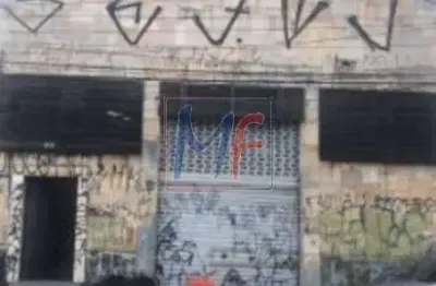 Excelente prédio comercial , 678 m² a.u., 2 pisos em vão livre com doca para carga e descarga; 2 banheiros grandes, 1 vestiário. - ref 15.646