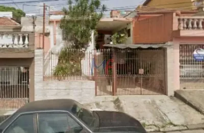 Ref: 15.695 - linda casa na vila santa clara, com 162,5 m² a.u., 2 quartos, sala, cozinha, área de serviço, fundos com churrasqueira, 1 vaga.