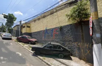 Terreno no jardim iracema, com 4.968m² , 3.783m²  a.c,  testada 98 m, construção é um galpão com salas, banheiros e vestiários. zoneamento zm. (ref 803)