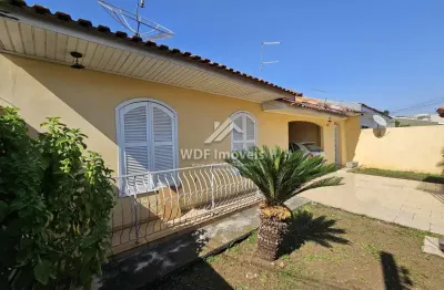Casa com 3 quartos à venda na rua luíz gasparin, 240, maracanã, colombo por r$ 400.000