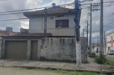 Sobrado 4 dormitórios, 4 vagas, piscina e churrasqueira, são vicente sp