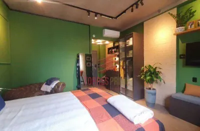 Kitnet / Stúdio para alugar na Avenida Marechal Floriano Peixoto, Pompéia, Santos