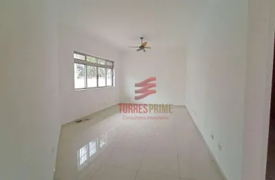 Casa com 3 quartos para alugar na Rua Alexandre Martins, Aparecida, Santos