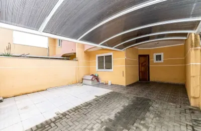 Sobrado com 4 quartos  à venda, 148.00 m2 por r$649000.00  - uberaba - curitiba/pr