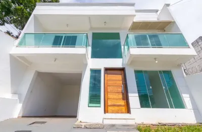 Sobrado com 3 quartos  para alugar, 165.60 m2 por r$4800.00  - vista alegre - curitiba/pr