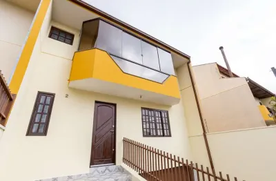 Sobrado com 3 quartos  à venda, 154.84 m2 por r$699000.00  - xaxim - curitiba/pr